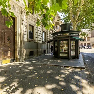 https://merulana-139-suites.it-romehotels.com